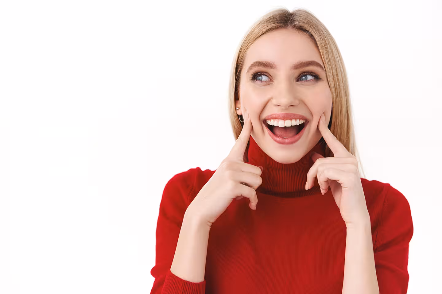 Patient discussing veneer lifespan at Center Dental Clinic Antalya